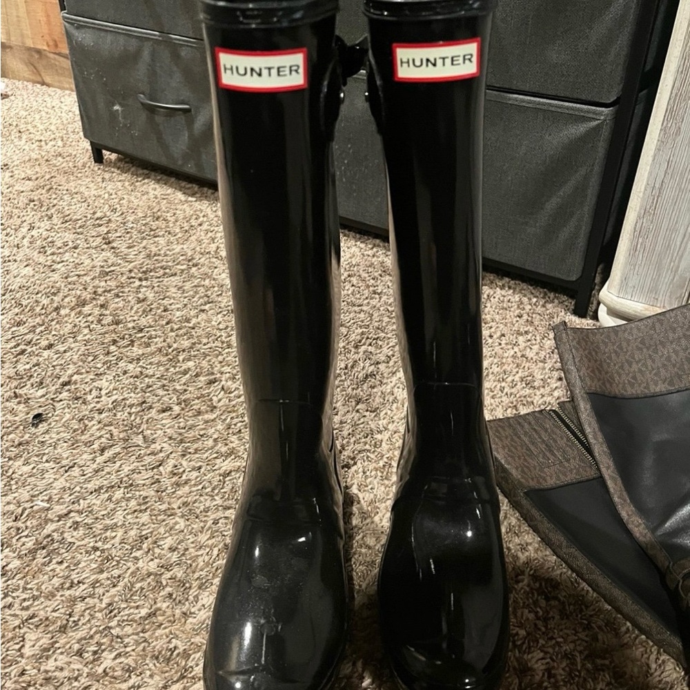 Hunter Glossy Black Tall Boots